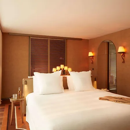 Mondrian Les Carmes 5*