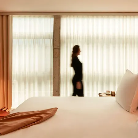 Mondrian Les Carmes 5* Bordeaux